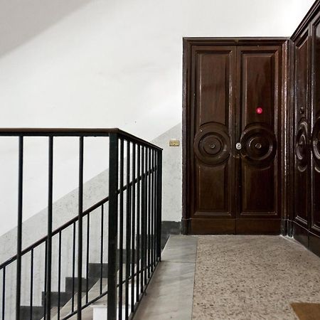 Elegant Apartment At Chiaia By Wonderful Italy เนเปิลส์ ภายนอก รูปภาพ