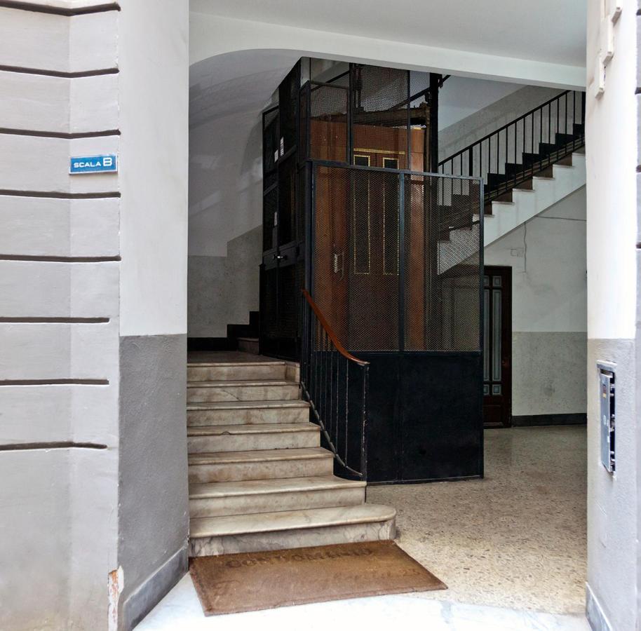 Elegant Apartment At Chiaia By Wonderful Italy เนเปิลส์ ภายนอก รูปภาพ